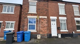 5 bed end terrace house for sale