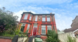 6 BED FLAT FOR SALE